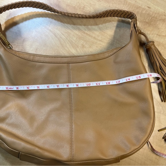 Olivia + Joy tan tassle shoulder bag purse with matching wallet - Picture 8 of 14